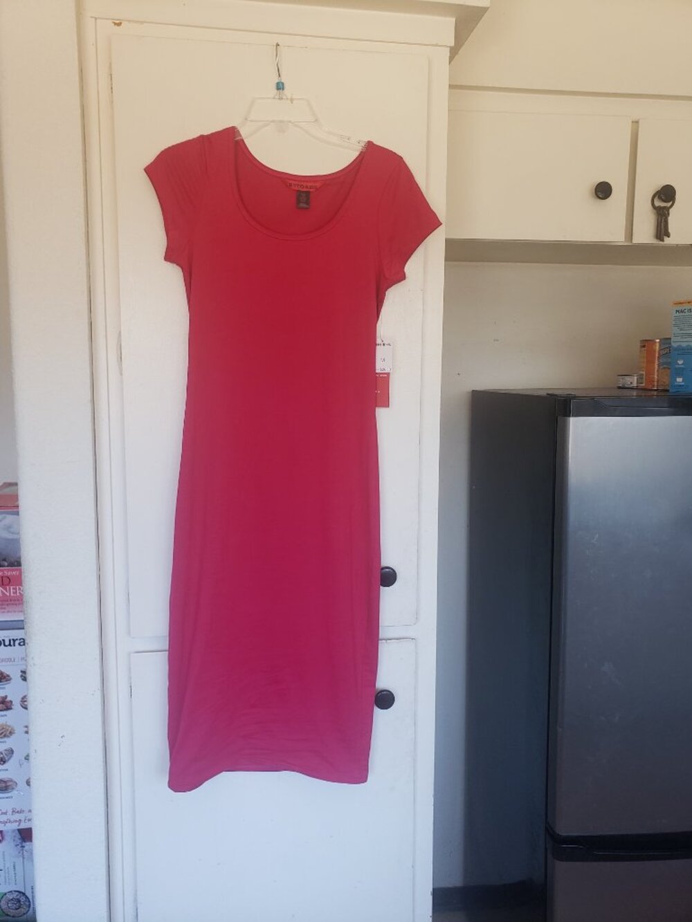 Hot Kiss Hot Pink Short Sleeved Dress Size Medium